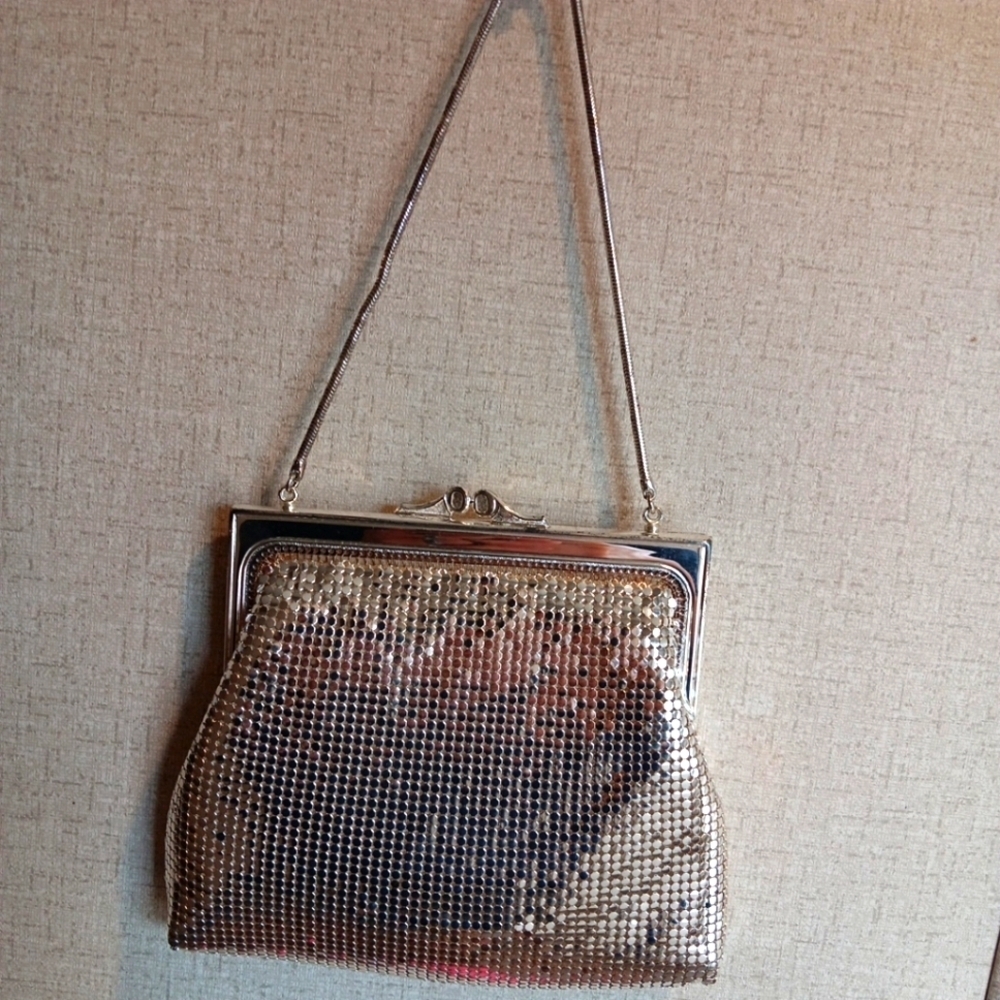 Vintage Oroton Mesh Clutch mini handbag in good condition